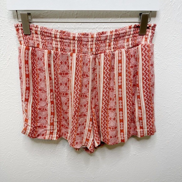Knox Rose Sz S Geometric Aztec Boho Crinkle Rayon Smocked Pull On Shorts Red - Picture 1 of 6